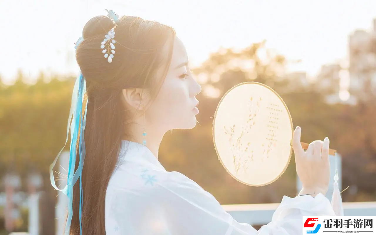 亭亭玉立国色天香四月天：探寻自然与美的深刻共鸣，激发大家对美好生活的追求和热爱！