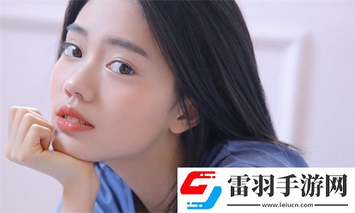 漂亮的领居中文字