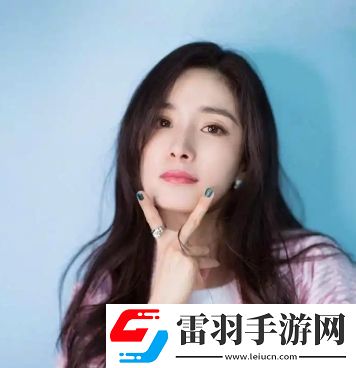 一处桃源千人品两片红唇万客来