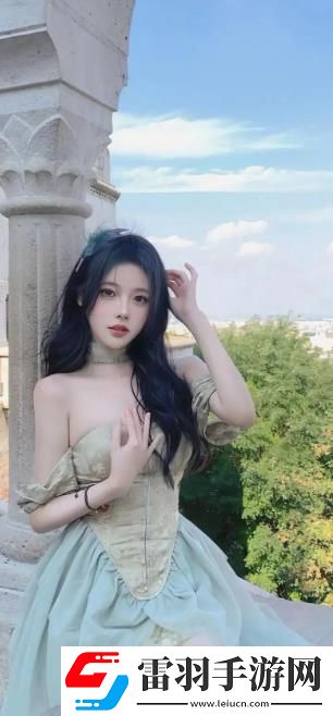 小洞需要大肉肠：现代厨房里的趣味与挑战，在烹饪中巧妙弥补细节不足！