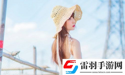 双手攀上两团高峰视频
