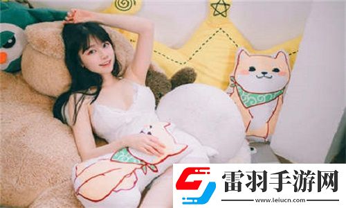 一前一后三个人一起骑自行车
