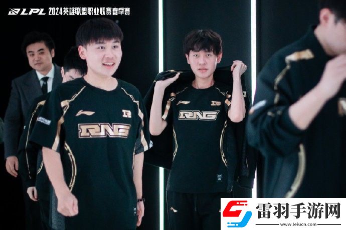 RNG真撑不下去了