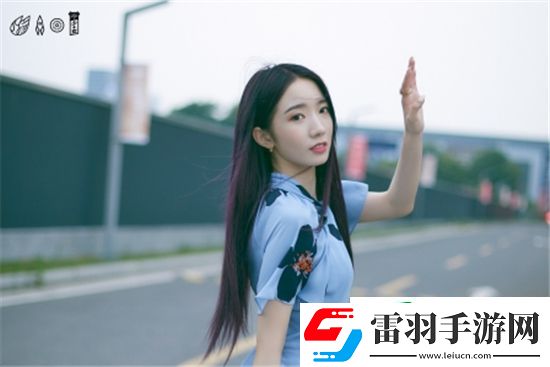 策安插兰舟前端的孔