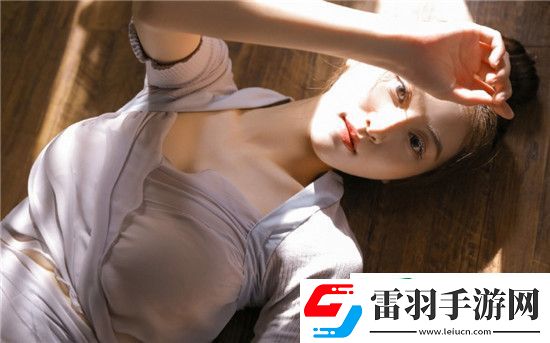 女主穿越进18游戏NPC