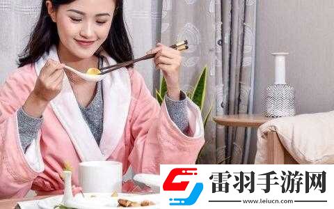 一边下奶一吃敷面膜视频看点