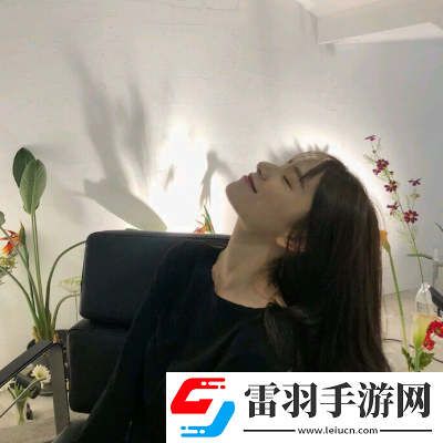2021最新侧脸精致的好看女生微信头像太阳不是突然下山的热情与期待也是