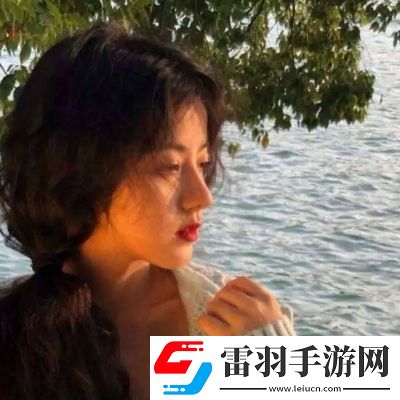 2021最新侧脸精致的好看女生微信头像太阳不是突然下山的热情与期待也是