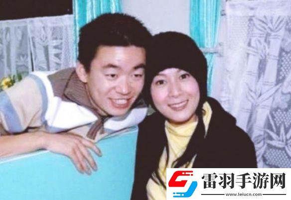 王宝强微博晒与刘德华刘若英19年前合照！回忆满满