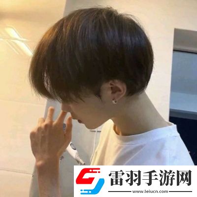 ins风超拽帅气男生头像2021气场相合的两个人发自内心的互相吸引