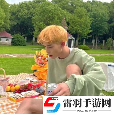 ins风超拽帅气男生头像2021气场相合的两个人发自内心的互相吸引