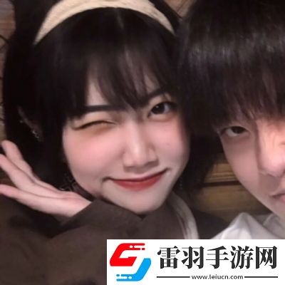 2022超甜情侣头像一人一半超好看距离不是问题相向而行才是关键