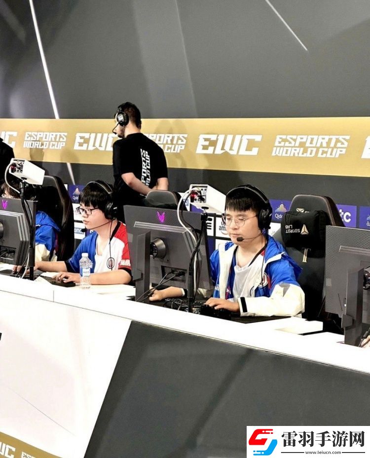 LGD分享Dota2利雅得大师赛入围赛现场照片