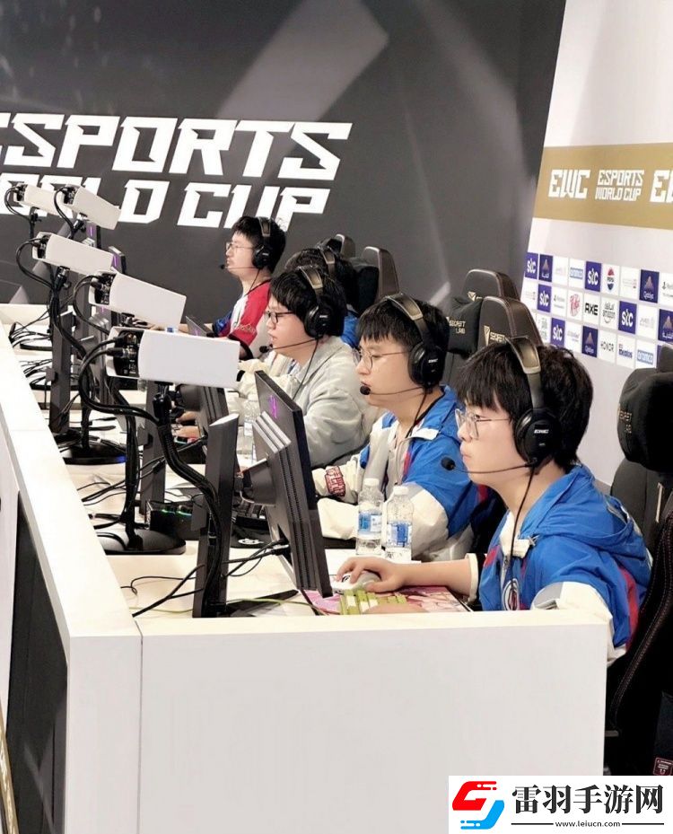 LGD分享Dota2利雅得大师赛入围赛现场照片