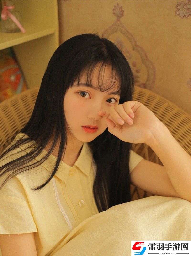 82岁老人找20多岁小伙子