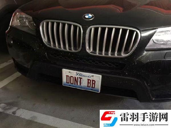 周二搞笑内涵图美女健身房碰到变态好尴尬