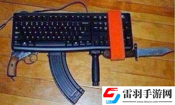 周二搞笑内涵图美女健身房碰到变态好尴尬