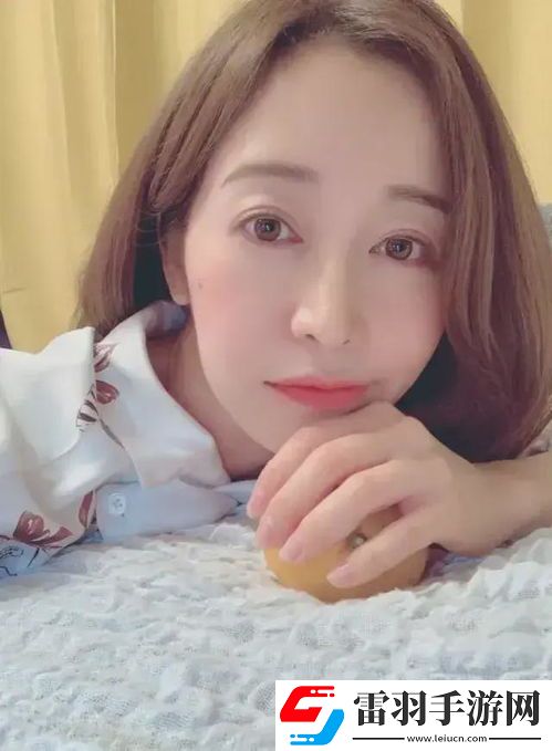 内田桃子是谁这位日本当红女星的背后故事