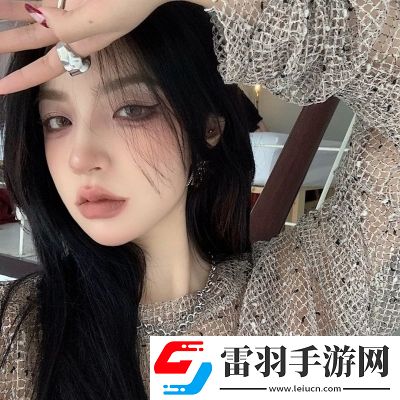 甜甜的又很酷酷的美女微信头像很干净又很好看的酷酷的美女