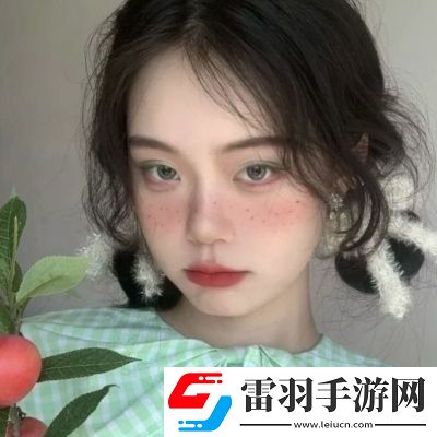 甜甜的又很酷酷的美女微信头像很干净又很好看的酷酷的美女