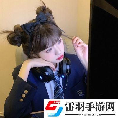 甜甜的又很酷酷的美女微信头像很干净又很好看的酷酷的美女