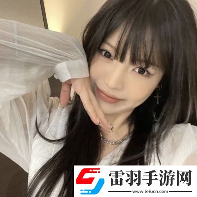 甜甜的又很酷酷的美女微信头像很干净又很好看的酷酷的美女