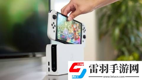 曾发布准确消息的泄密者确认Switch2底座设计是真的
