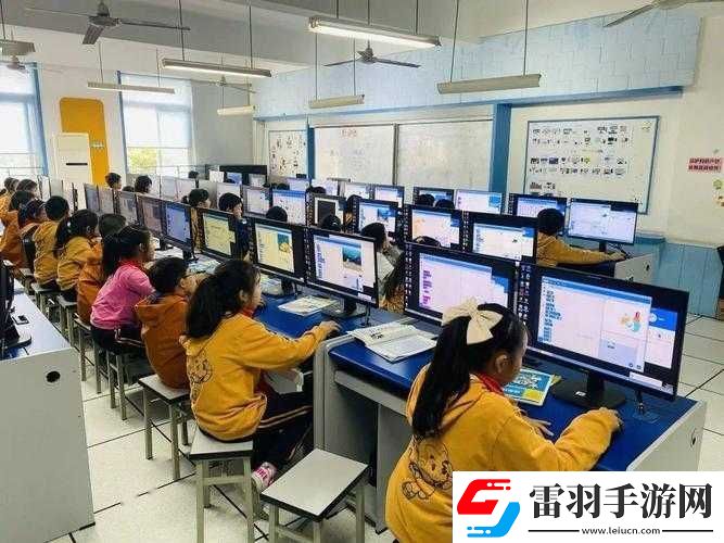 上课打开遥控器开关开启课堂之旅