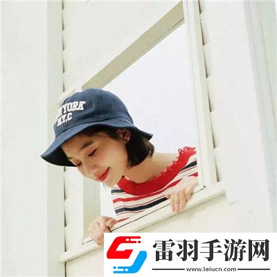 最新版高颜值好看的短发女生头像小清新相比于喜欢你我想我应该先爱自己