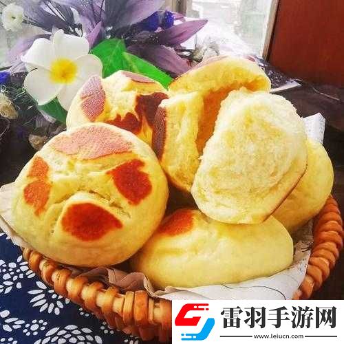 一对白花花的大馒头