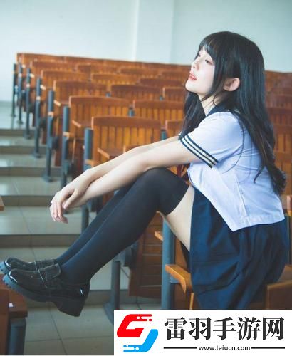 一边下奶一吃敷面膜视频60分钟持续传播