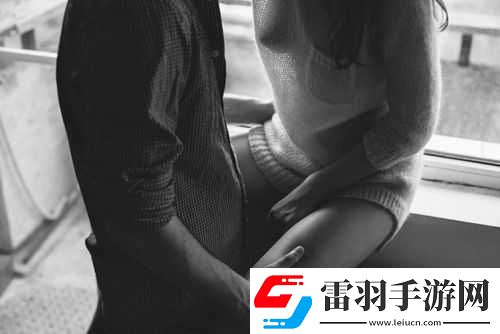 情侣互动姿势
