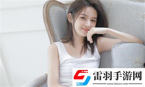 一个在上吃一个在下面敷面膜
