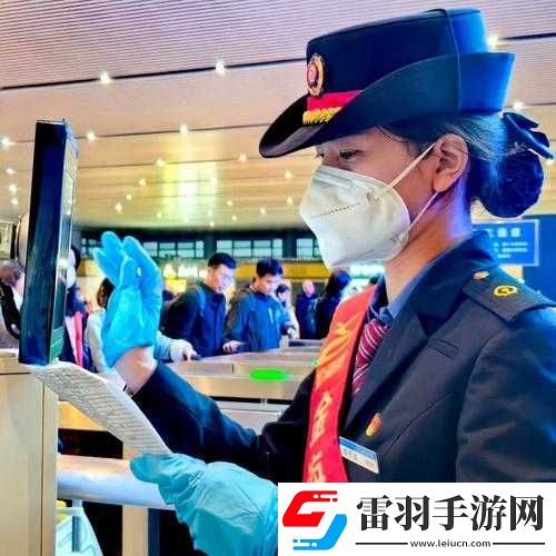 检票员用下面检票按尺寸上车