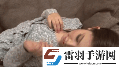 美女兔女郎被捅GIF图
