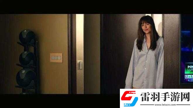 欧美激情**乱妇在线内衣