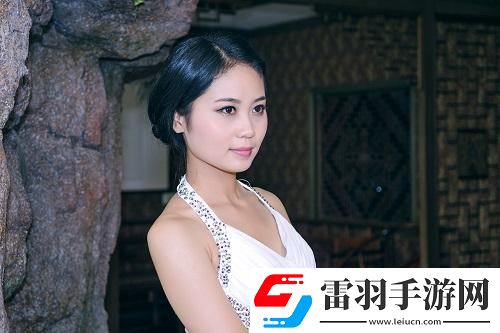 日本夫妻二人一起入住酒店探索旅行新体验