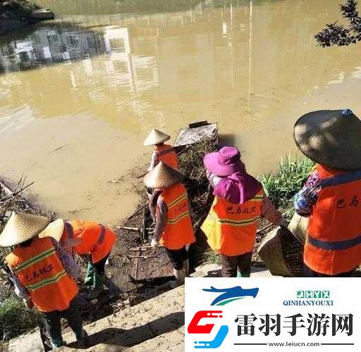 秋芬和小舟的爸爸妈妈是谁