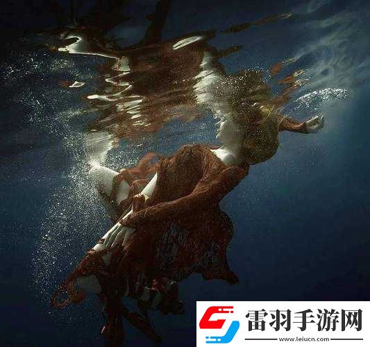 夜夜草人体艺术