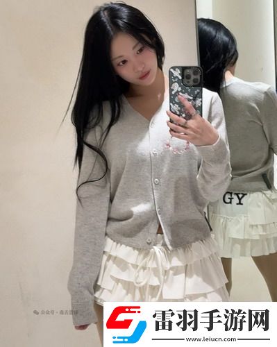 一面膜胸口一面吃下部位片段热议翻天