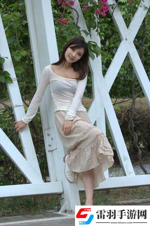 娇小小小泬xxxx女人