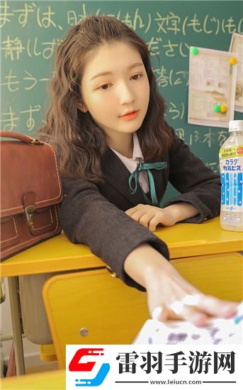 露全乳开襟t恤网站精选版