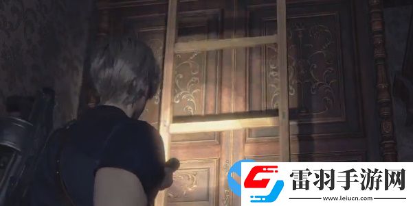 生化危机4重制版凶猛的**怎么打